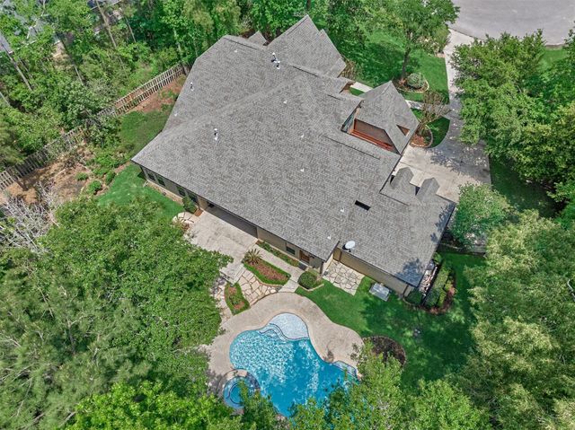 13274 Meadow Creek Lane, Conroe, TX 77302