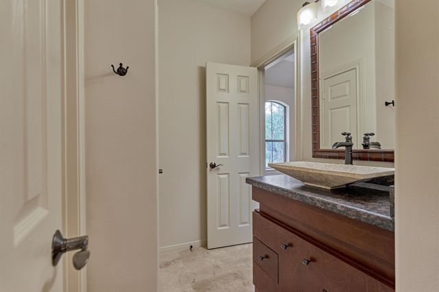 13274 Meadow Creek Lane, Conroe, TX 77302