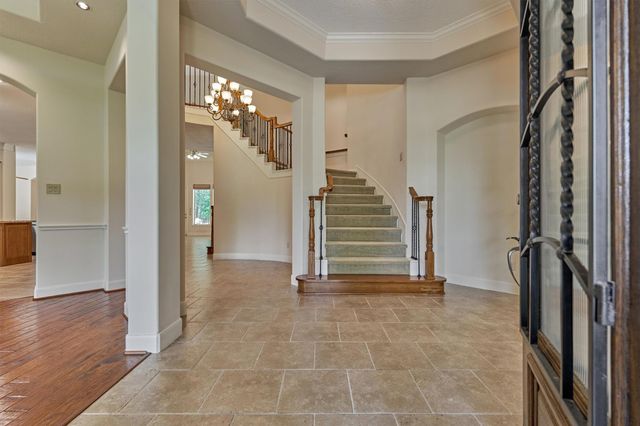 13274 Meadow Creek Lane, Conroe, TX 77302