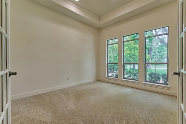 13274 Meadow Creek Lane, Conroe, TX 77302