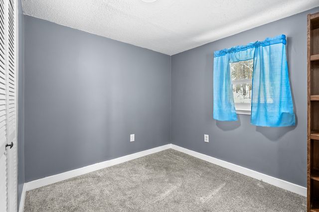 654 Vernon Street, Allegan, MI 49010