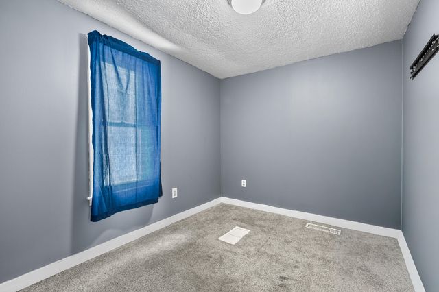 654 Vernon Street, Allegan, MI 49010