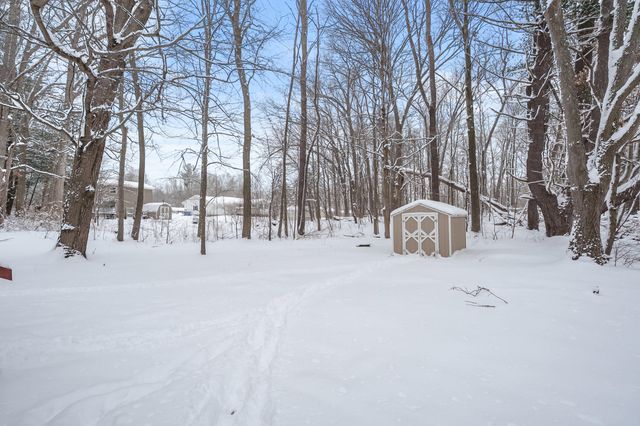 654 Vernon Street, Allegan, MI 49010