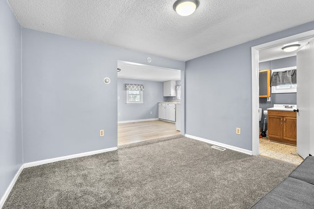 654 Vernon Street, Allegan, MI 49010