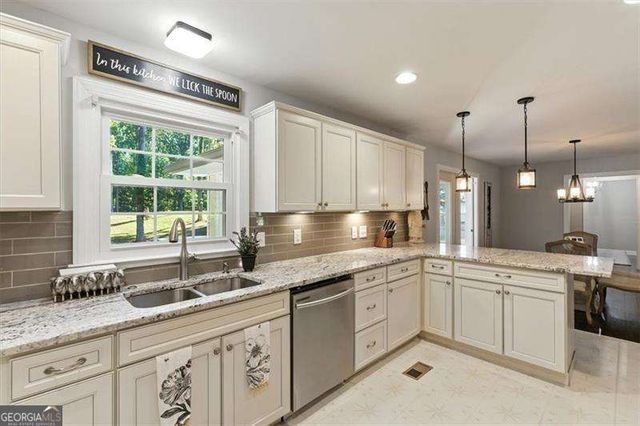 4990 Hill Road NW, Acworth, GA 30101