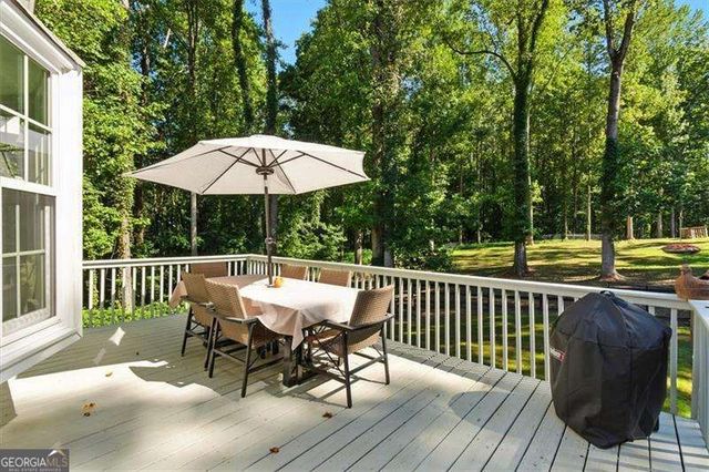 4990 Hill Road NW, Acworth, GA 30101