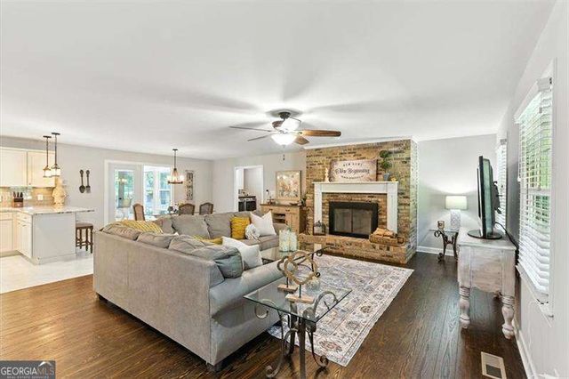 4990 Hill Road NW, Acworth, GA 30101