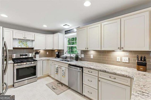 4990 Hill Road NW, Acworth, GA 30101