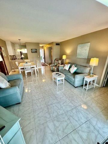 2615 Garden Drive S, Lake Worth Beach, FL 33461