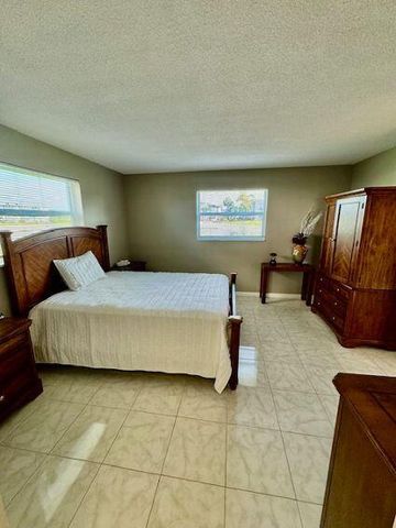 2615 Garden Drive S, Lake Worth Beach, FL 33461