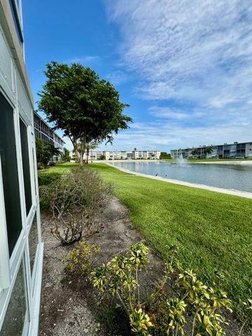 2615 Garden Drive S, Lake Worth Beach, FL 33461