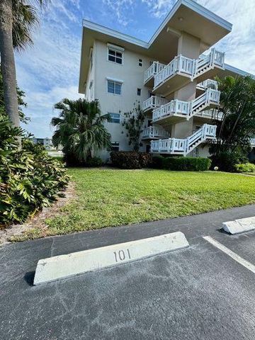 2615 Garden Drive S, Lake Worth Beach, FL 33461