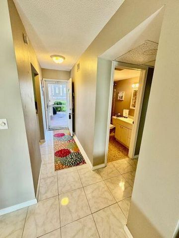 2615 Garden Drive S, Lake Worth Beach, FL 33461