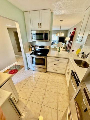 2615 Garden Drive S, Lake Worth Beach, FL 33461