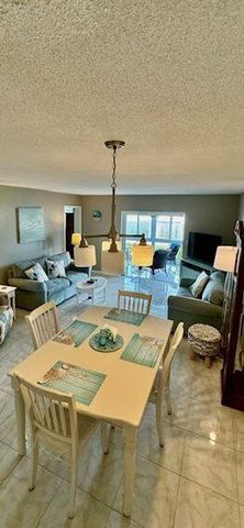 2615 Garden Drive S, Lake Worth Beach, FL 33461