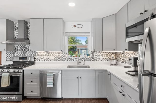 212 S Kimbrel Avenue, Panama City, FL 32404