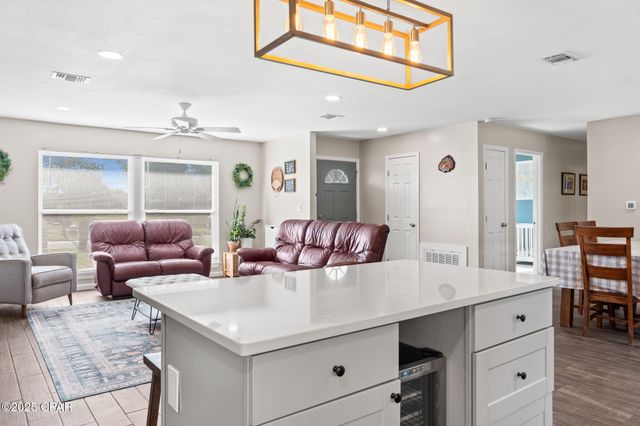 212 S Kimbrel Avenue, Panama City, FL 32404