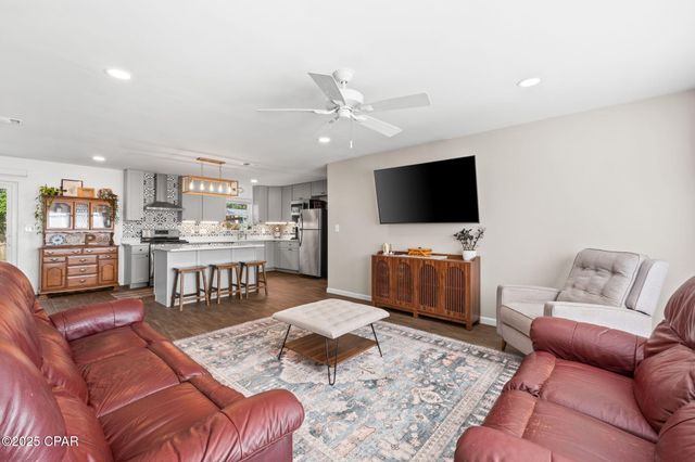 212 S Kimbrel Avenue, Panama City, FL 32404