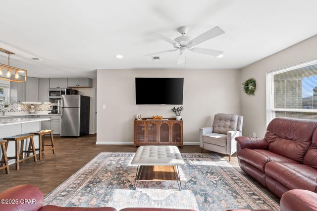 212 S Kimbrel Avenue, Panama City, FL 32404