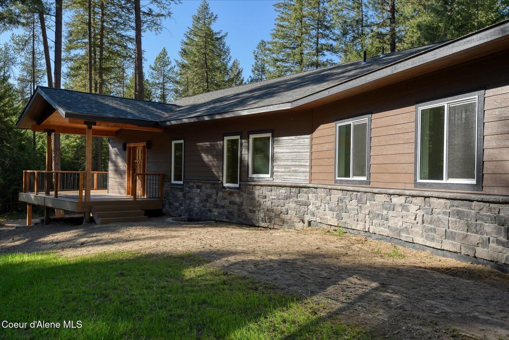 196 Pleasants View Rd, Blanchard, ID 83804 photo 3