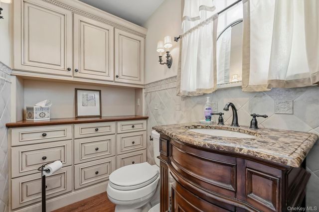 32 Ramapo Road, Garnerville, NY 10923
