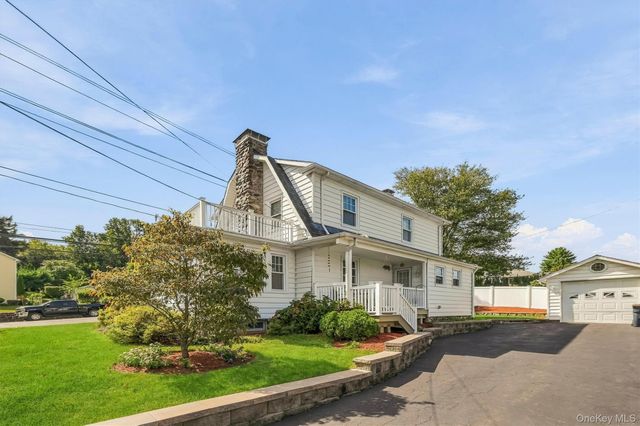 32 Ramapo Road, Garnerville, NY 10923