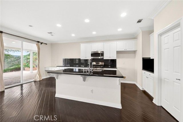 29415 High Ridge, Lake Elsinore, CA 92530