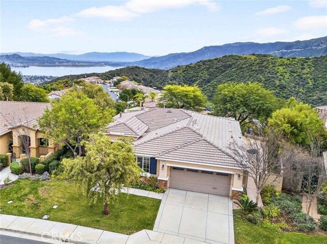 29415 High Ridge, Lake Elsinore, CA 92530