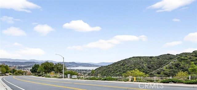 29415 High Ridge, Lake Elsinore, CA 92530