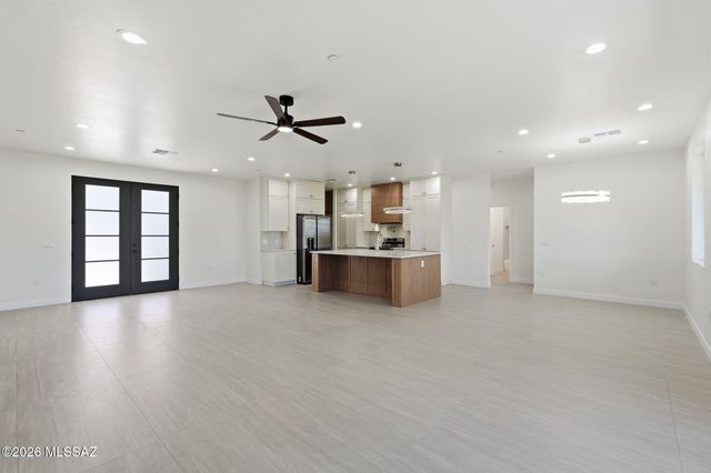 1044 W Roller Coaster Road, Tucson, AZ 85704