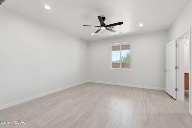 1044 W Roller Coaster Road, Tucson, AZ 85704