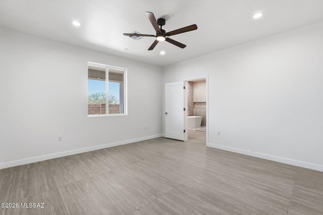 1044 W Roller Coaster Road, Tucson, AZ 85704