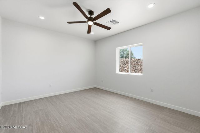 1044 W Roller Coaster Road, Tucson, AZ 85704