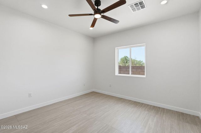 1044 W Roller Coaster Road, Tucson, AZ 85704