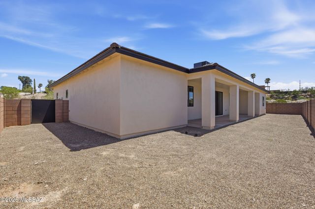 1044 W Roller Coaster Road, Tucson, AZ 85704