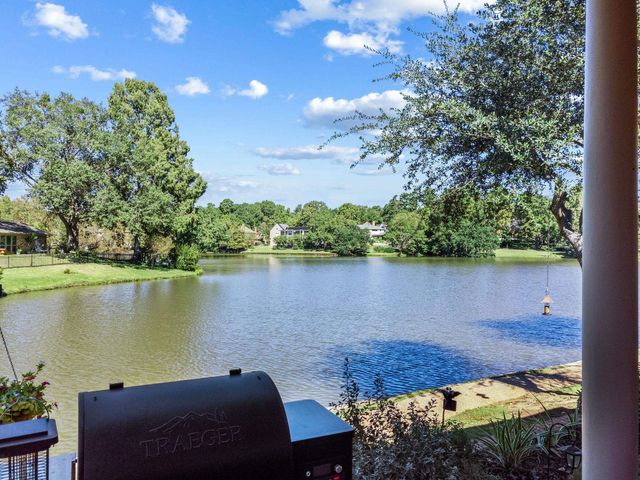 1719 HG Mosley Pkwy, Longview, TX 75604