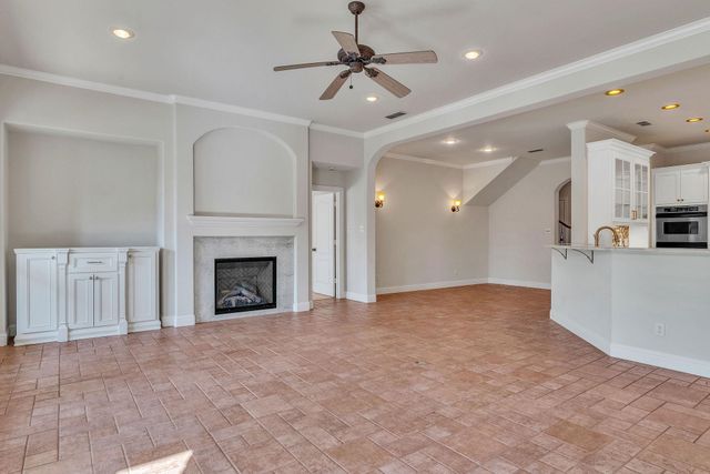 1719 HG Mosley Pkwy, Longview, TX 75604