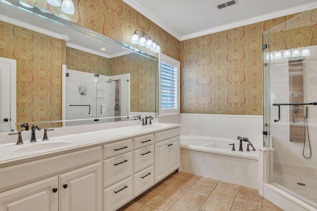 1719 HG Mosley Pkwy, Longview, TX 75604