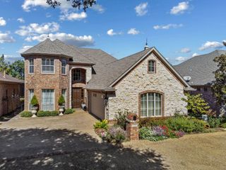 1719 HG Mosley Pkwy, Longview, TX 75604