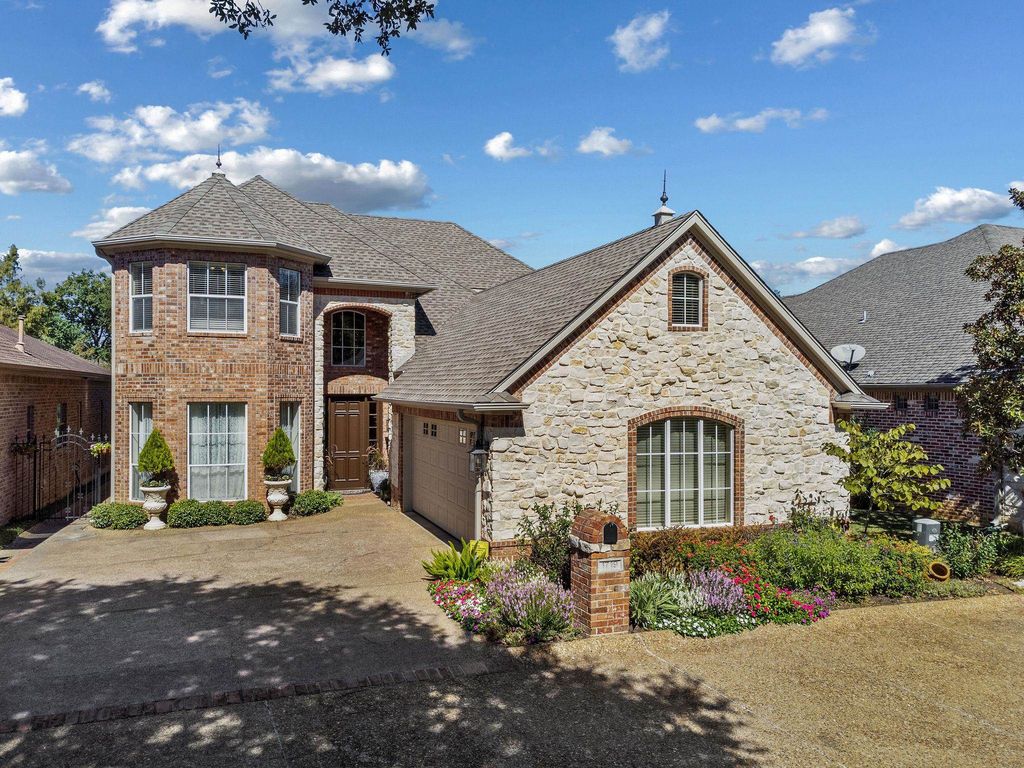 1719 HG Mosley Pkwy, Longview, TX 75604