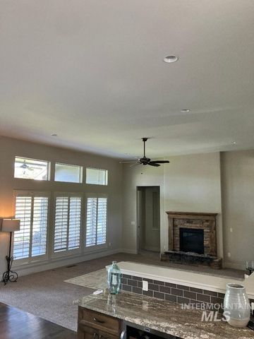 1912 N Lodge Creek Way, Eagle, ID 83616
