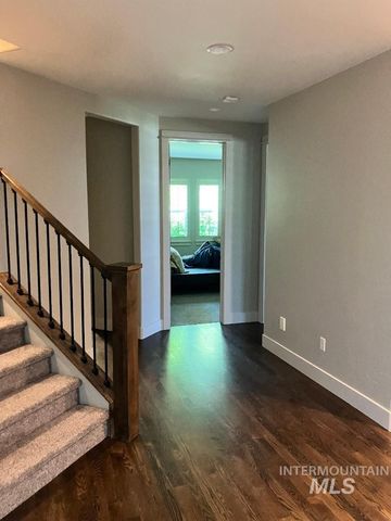 1912 N Lodge Creek Way, Eagle, ID 83616