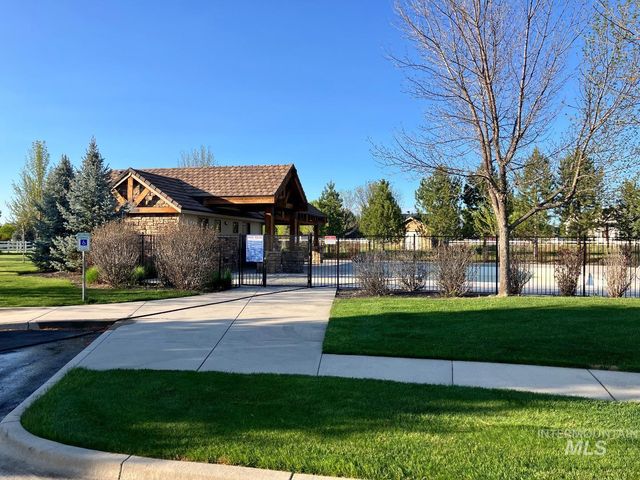 1912 N Lodge Creek Way, Eagle, ID 83616