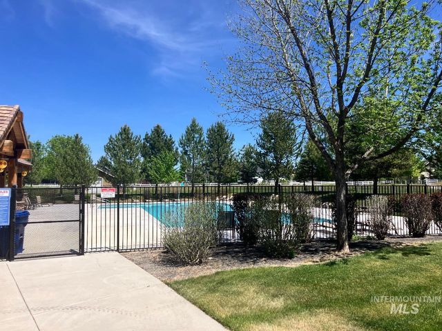 1912 N Lodge Creek Way, Eagle, ID 83616