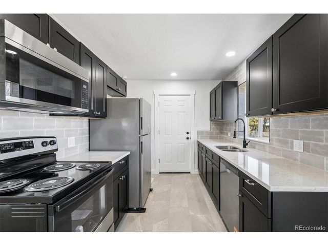 999 Skeel St, Brighton, CO 80601