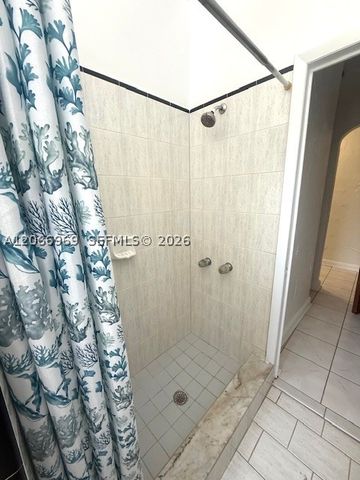 222 28th St 6, Miami Beach, FL 33140