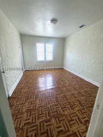 222 28th St 6, Miami Beach, FL 33140