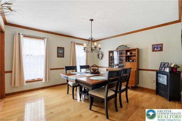 5233 Timber Lane, North Whitehall Twp, PA 18078