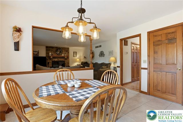 5233 Timber Lane, North Whitehall Twp, PA 18078