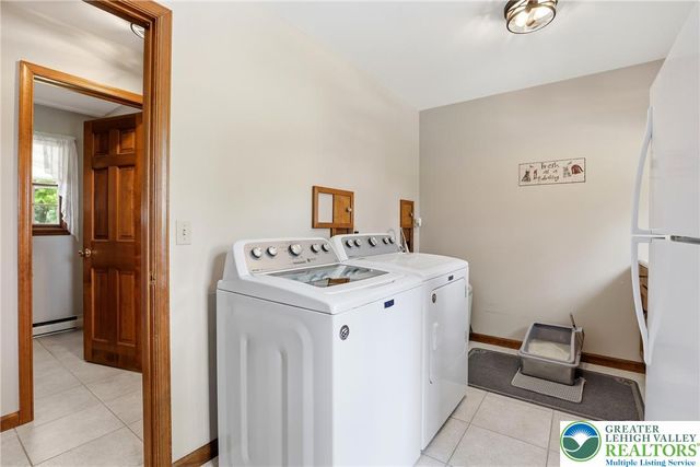 5233 Timber Lane, North Whitehall Twp, PA 18078